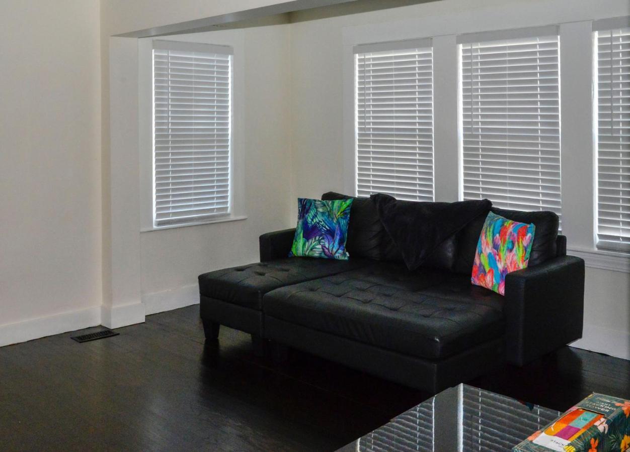 Modern Two Bedroom Condo - Boston Stoneham Ngoại thất bức ảnh