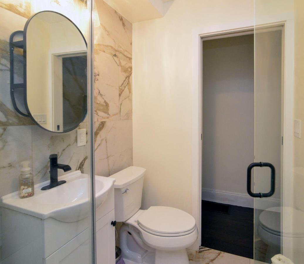Modern Two Bedroom Condo - Boston Stoneham Ngoại thất bức ảnh